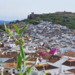 Este pueblo de Huelva esconde una de las cuevas más bonitas del mundo
